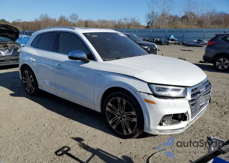 2018 Audi Sq5 Prestige z USA, uszkodzony, nr VIN WA1C4AFY5J2207665
